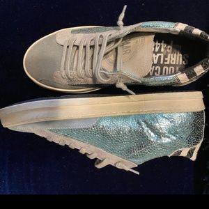 P448 John Glitter Sneaker(Blue/Black Glitter)